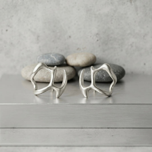 Cratered Stud SW4